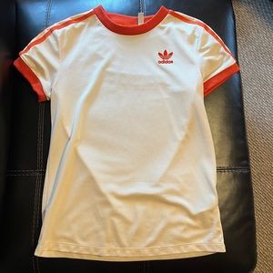 Adidas T-shirt